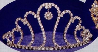 3 7/8" Austrian Crystal Rhinestone Tiara With Round Dangle
